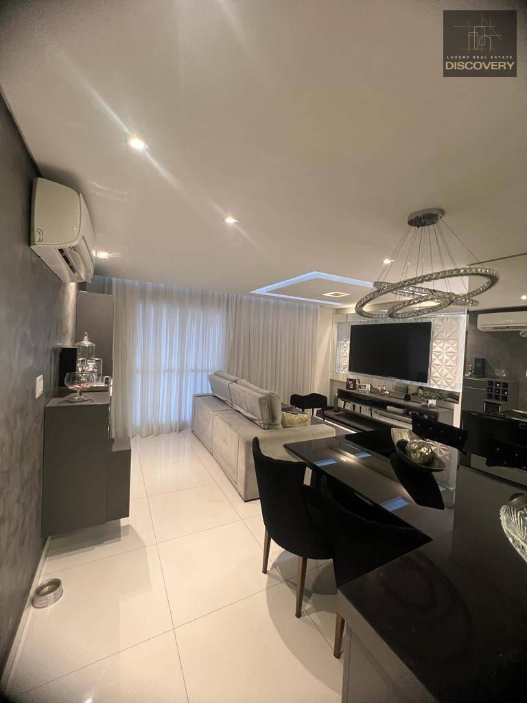  - Apartamento com 3 quartos, à venda