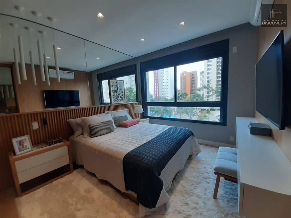 Apartamento à venda com 3 quartos, 154m² - ,