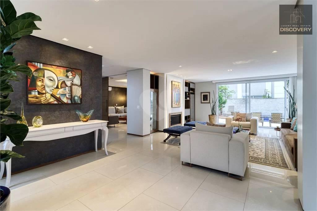 Casa de condomínio à venda com 4 quartos, 407m² - Alto da Boa Vista,São Paulo