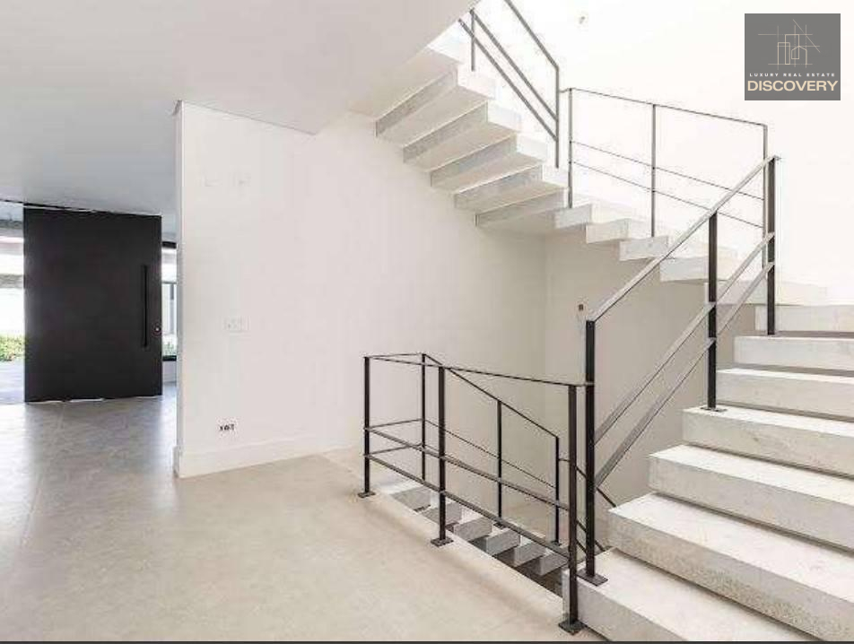 Casa de condomínio para alugar com 4 quartos, 845,83m² - Granja Julieta,São Paulo